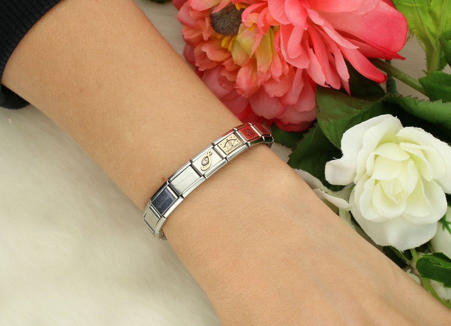 Nomination Link 9K zawieszka różowe złoto 'Strzelec' 430112 09 Zawieszki Nomination ✓ Wyjątkowy prezent ✓ Nomination ✓ Bransoletka Nomination ✓ Bransoletka ze stali ✓ Gwarancja najniższej ceny ✓ Zapraszamy!.jpg